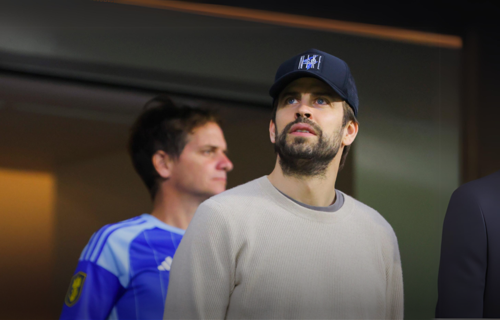 الإسباني بيكي ينتقد كأس العالم للأندية