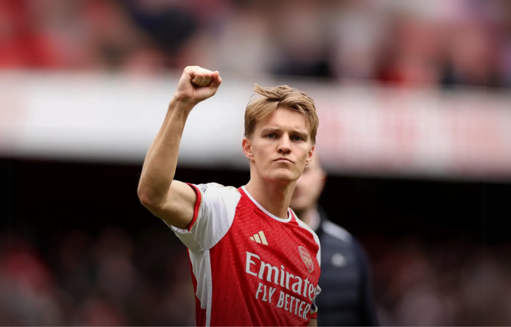 الدوري الإنجليزي.. أوديغارد يقترب من العودة إلى أرسنال