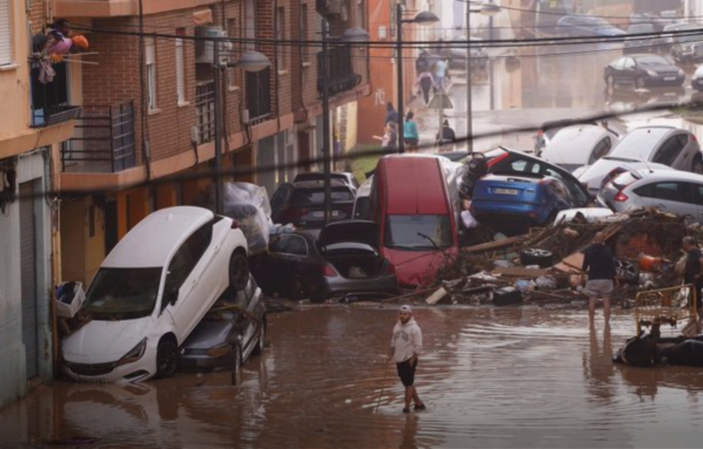 بسبب عاصفة “دانا”.. اتحاد الكرة الإسباني يؤجل 5 مباريات مع ترشح العدد للارتفاع