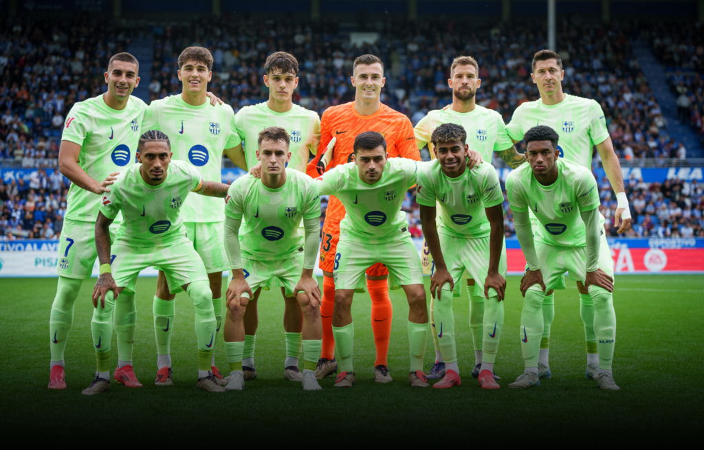 برشلونة يبدأ “الأسبوع الكبير” بمواجهة إشبيلية وسط تحديات ريال مدريد مع قضية مبابي