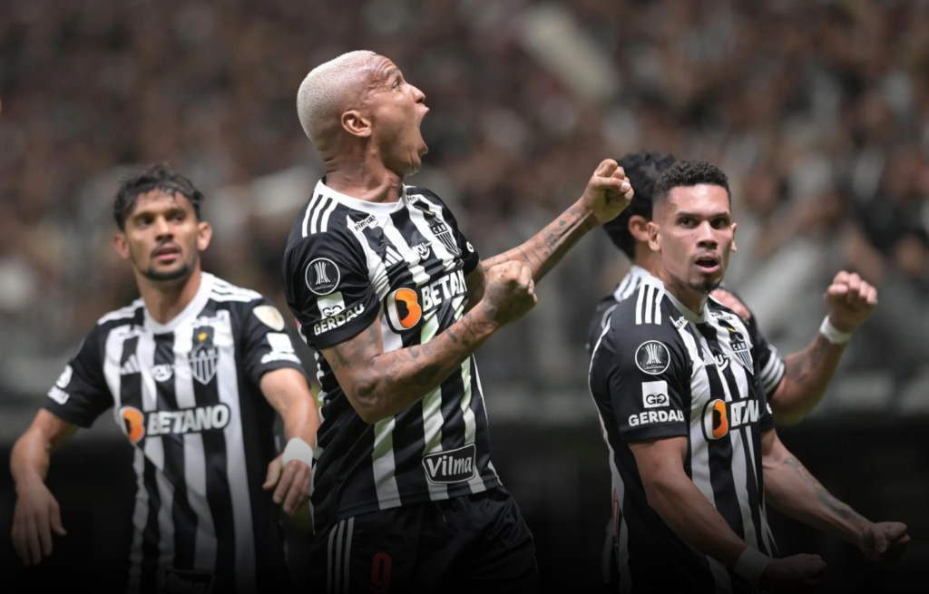 كأس ليبرتادوريس.. ديفرسون يضع أتلتيكو مينيرو على مشارف النهائي