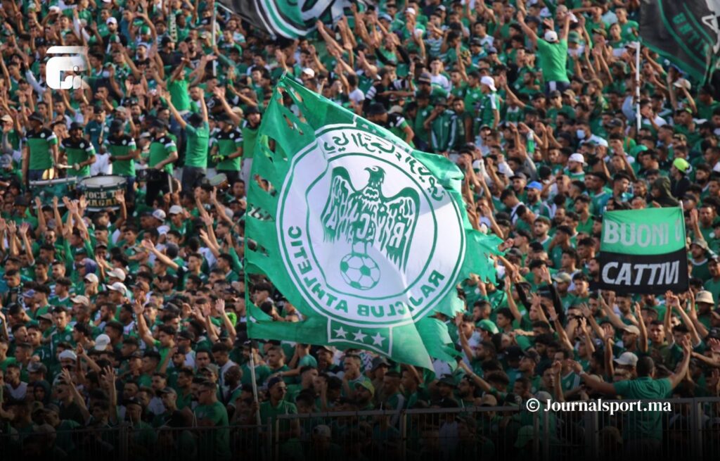 جمهور الرجاء ممنوع من السفر إلى تطوان في الجولة العاشرة