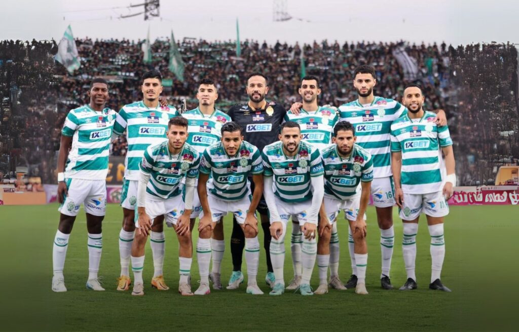 حفل عشاء وزيارة خاصة من الألتراس للاعبي الرجاء