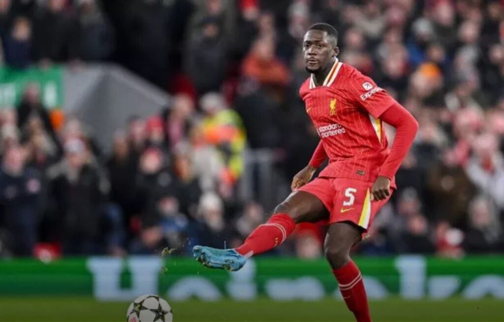 ليفربول الإنجليزي يفتقد خدمات مدافعه الفرنسي كوناتي