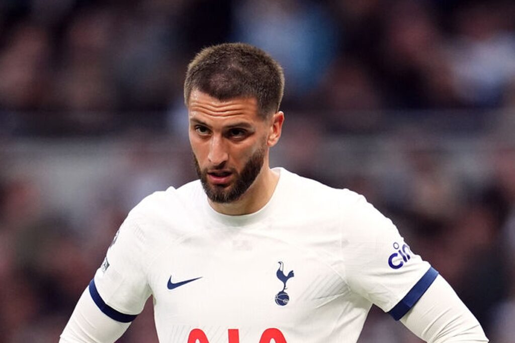 الإتحاد الإنكليزي يرفض استئناف توتنهام بشأن عقوبة بينتانكور