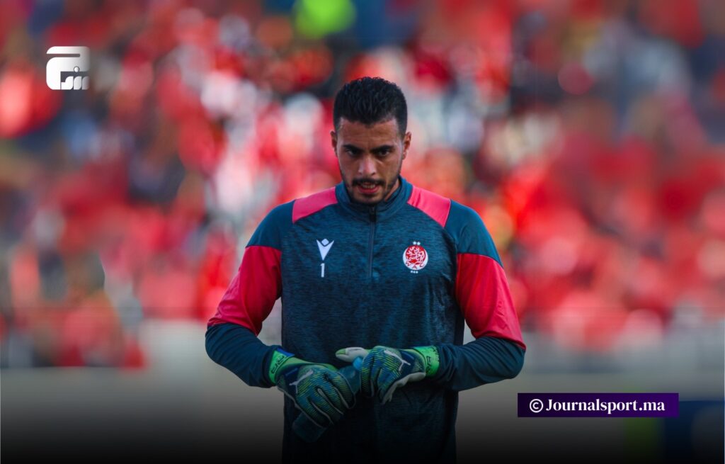 المطيع يغضب جماهير الوداد الرياضي مرتين