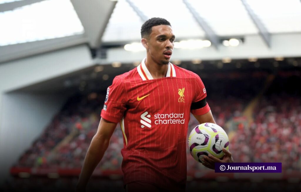 الكسندر أرنولد يحدد شرطه للتجديد مع ليفربول