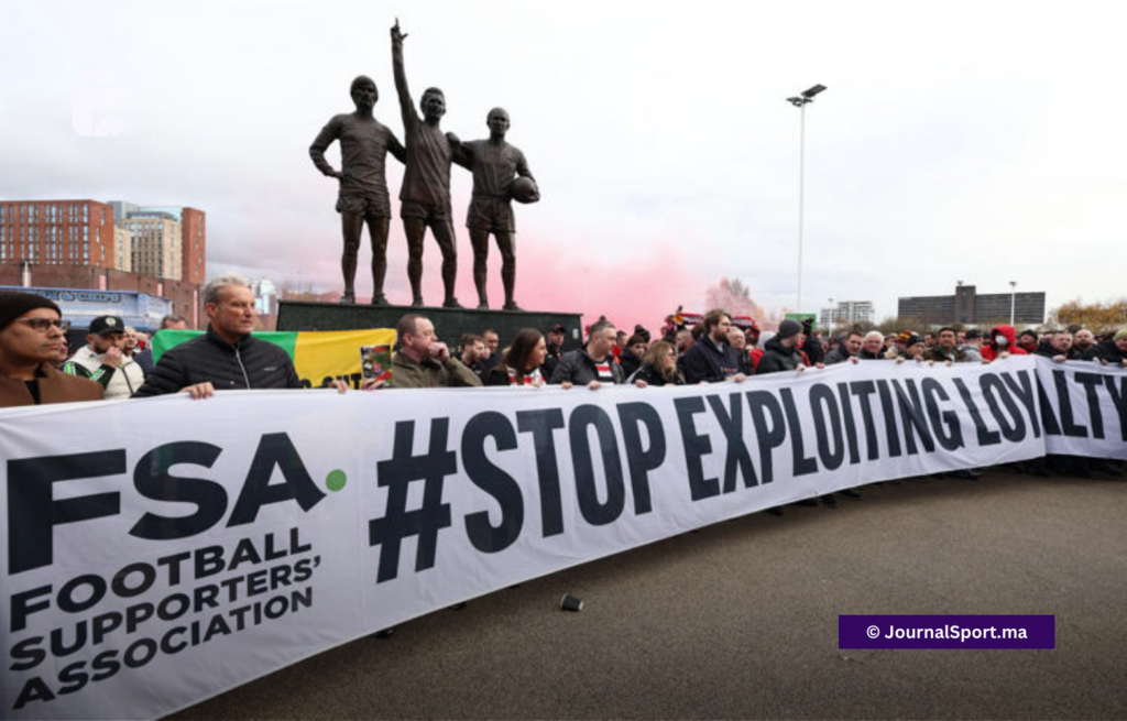 الزيادة في أسعار التذاكر يخرج أنصار مانشستر يونايتد للاحتجاج