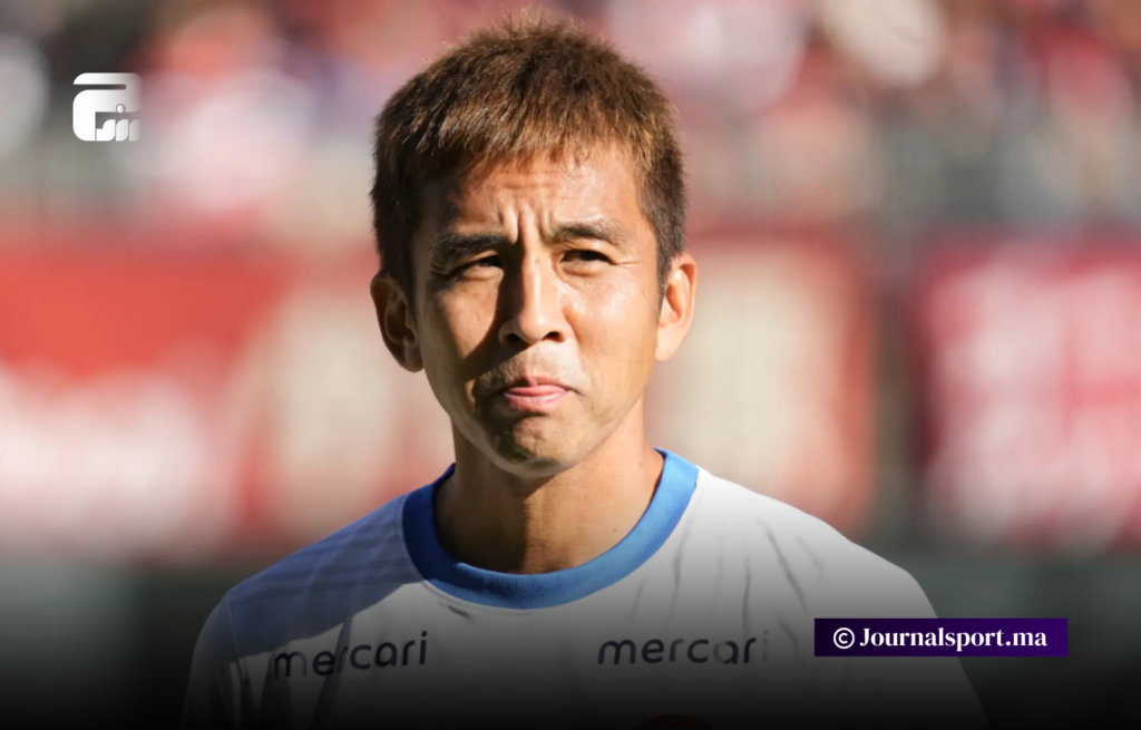 جونيتشي إناموتو أول ياباني في الـ”بريميرليغ” يعتزل عن 45 عاما