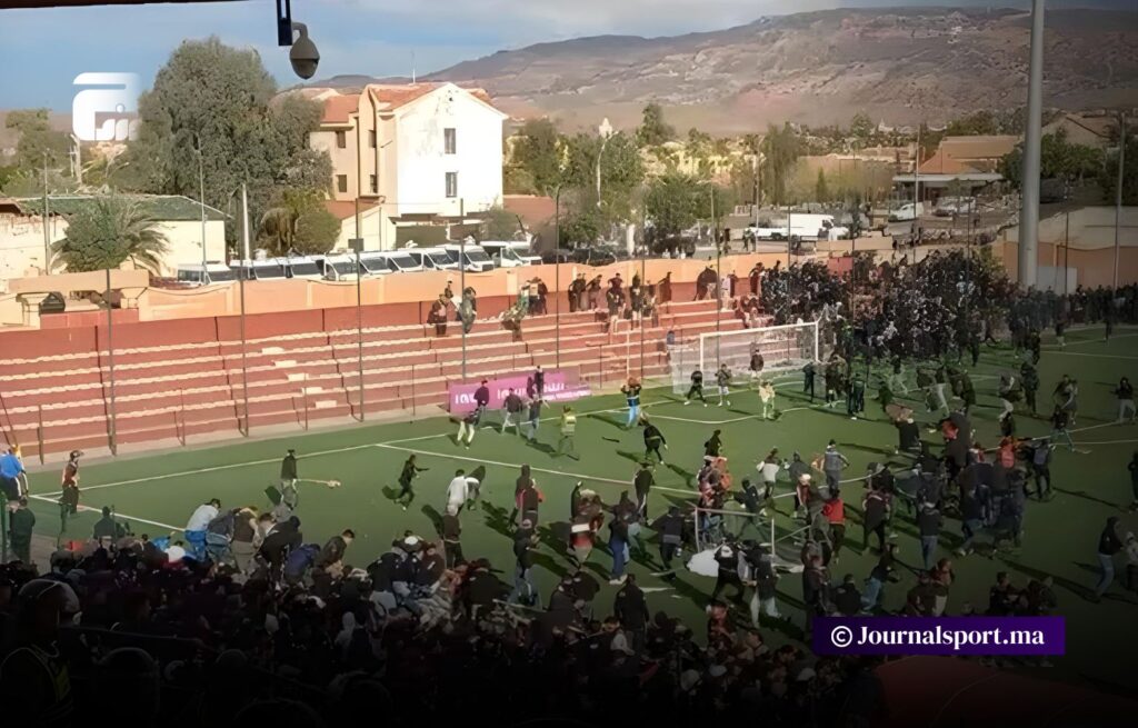 أحداث شغب تخيم على مباراة خنيفرة والكوكب في القسم الثاني