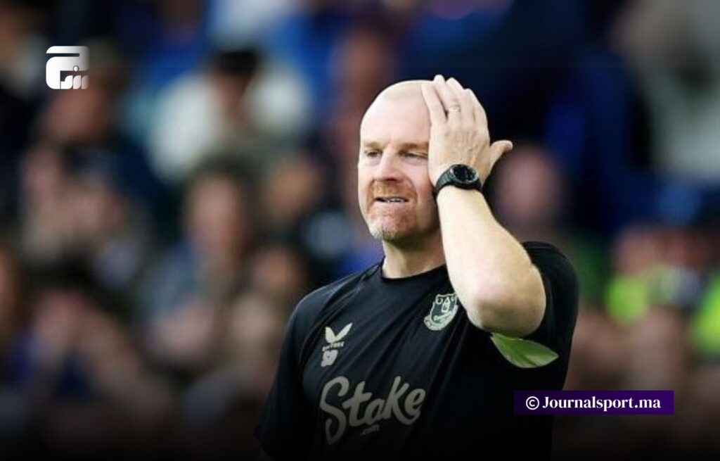 إيفرتون يقيل مدربه دايك قبل ساعات من مباراة له في كأس إنجلترا