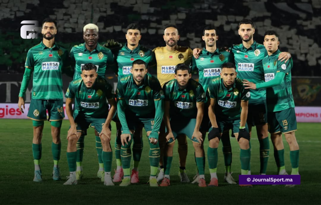 الرجاء يتدرب للمرة الأولى بملعب مكناس 