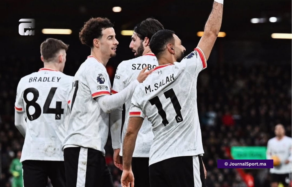 ثنائية صلاح تبعد ليفربول 9 نقاط في الصدارة 