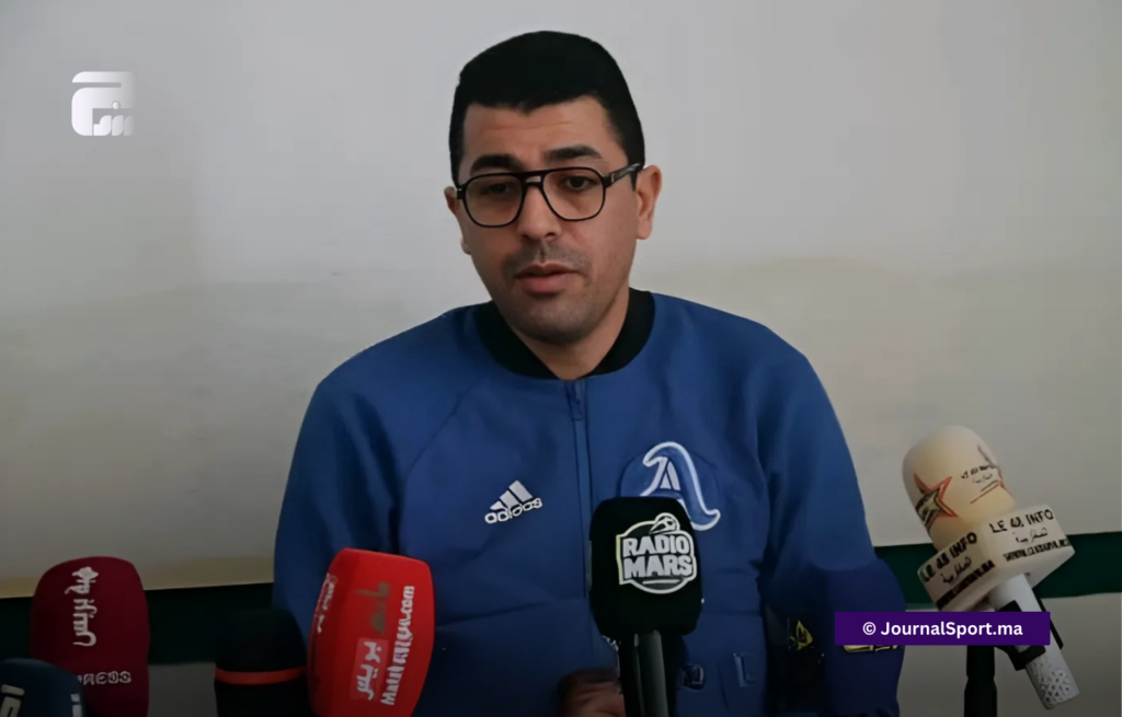 المولودية الوجدية يتعاقد مع المدرب مراد فلاح