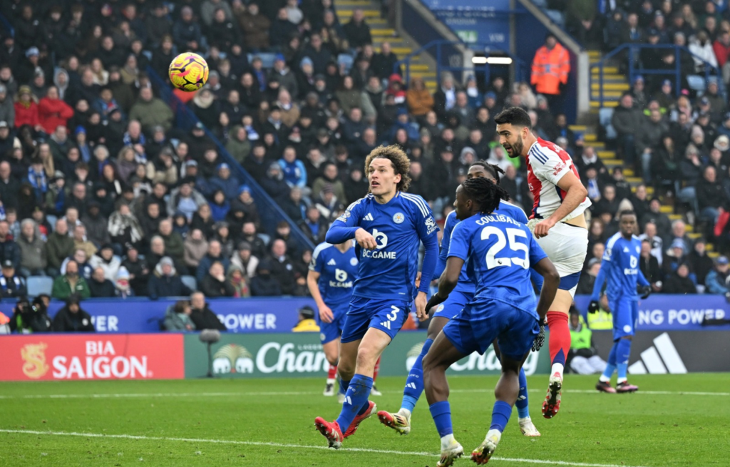 البديل ميرينو يضع أرسنال موقتا على بعد 4 نقاط من ليفربول