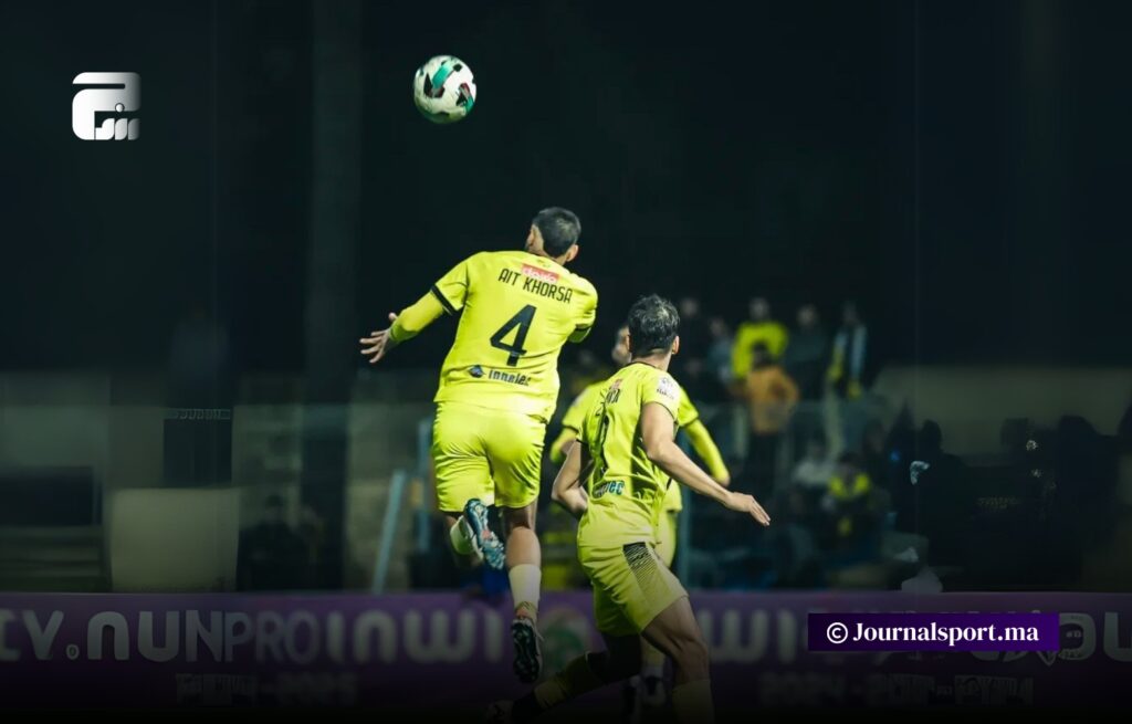 المغرب الفاسي دون مدافعيه في لقاء الرجاء