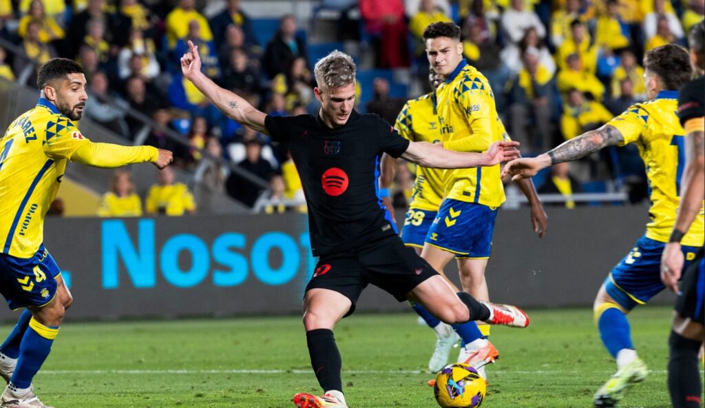 برشلونة يستعيد صدارة الليغا بثنائية في مرمى لاس بالماس