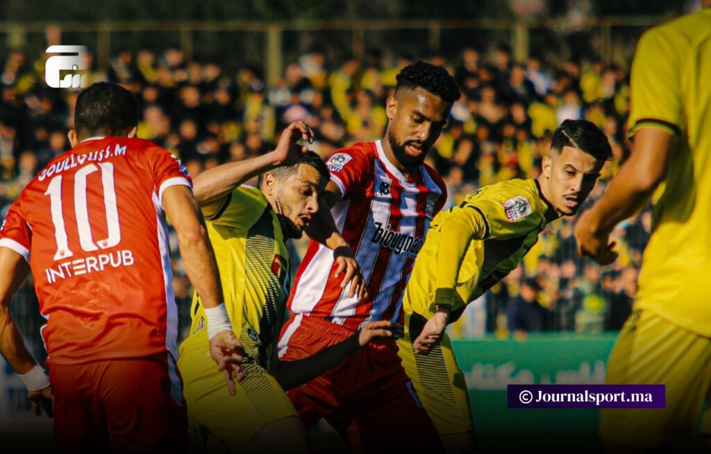 مسؤولو النادي المكناسي يضاعفون منحة الانتصار على المغرب الفاسي