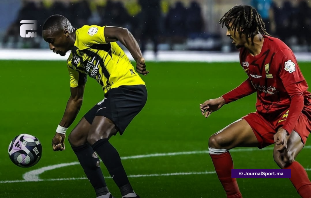 القادسية يشعل المنافسة ويقدم خدمة للهلال