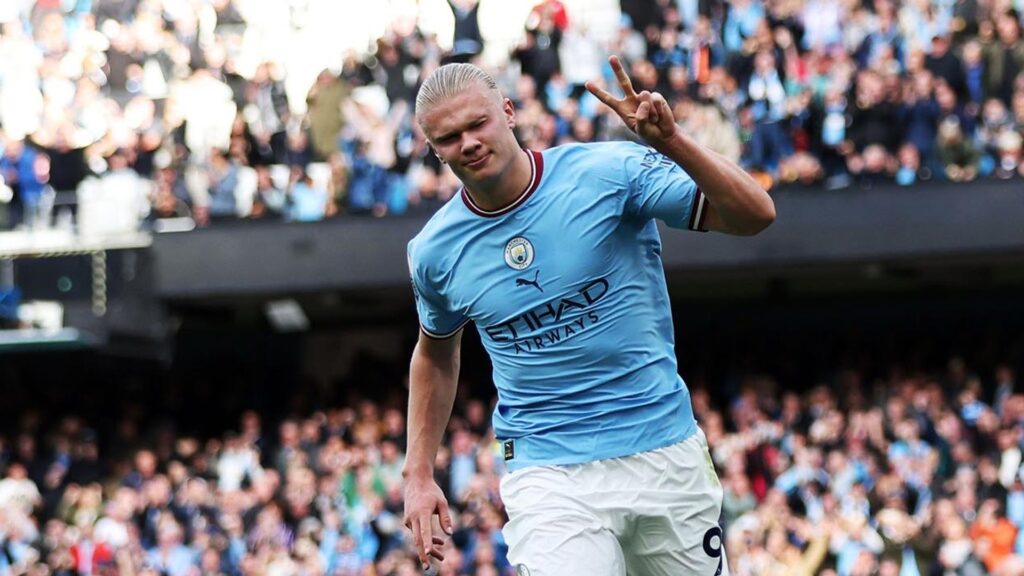 كووورة: تفوق على صلاح.. الكشف عن راتب هالاند الجديد