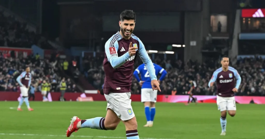 أسينسيو يقود أستون فيلا إلى ربع نهائي كأس إنجلترا