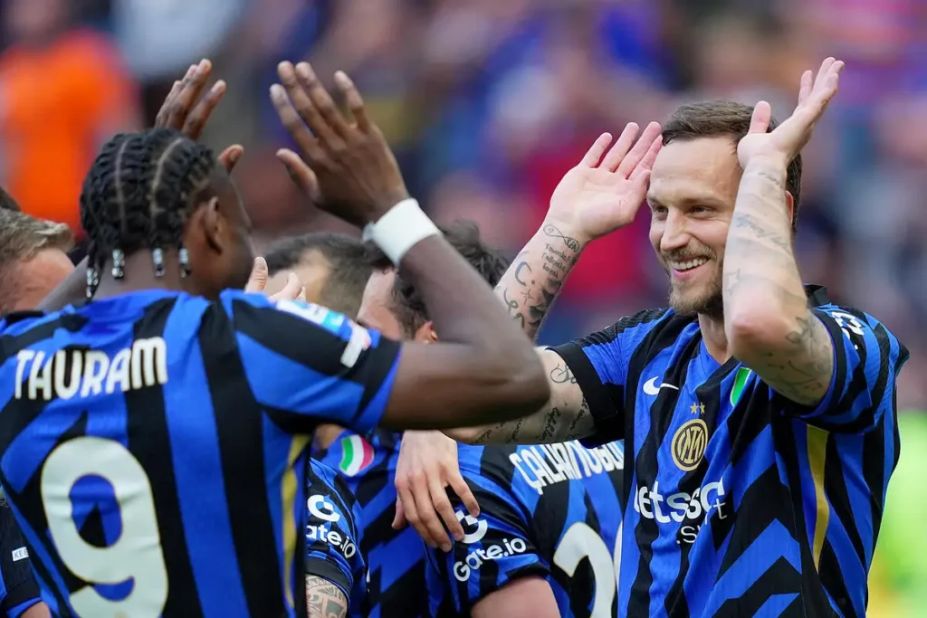 إنتر يبتعد في الصدارة مؤقتا بفوزه الصعب على أودينيزي