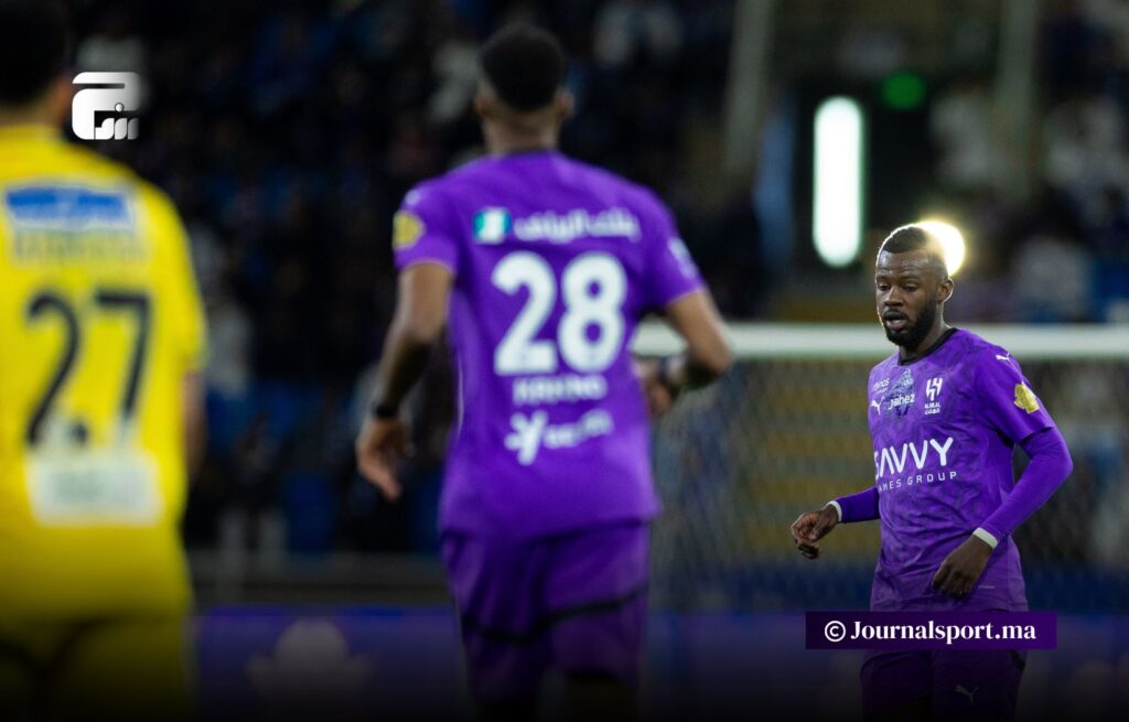 الهلال وبونو يحافظان على حظوظ الفريق في إحراز اللقب