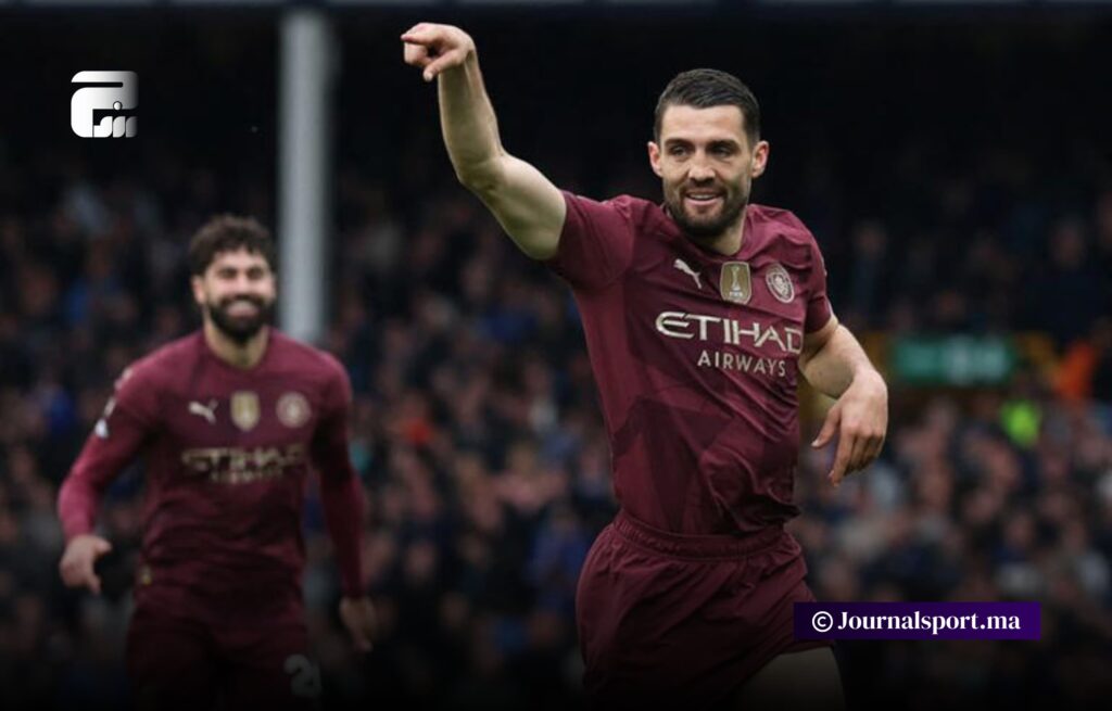 سيتي يتفوق على إيفرتون بهدفين متأخرين