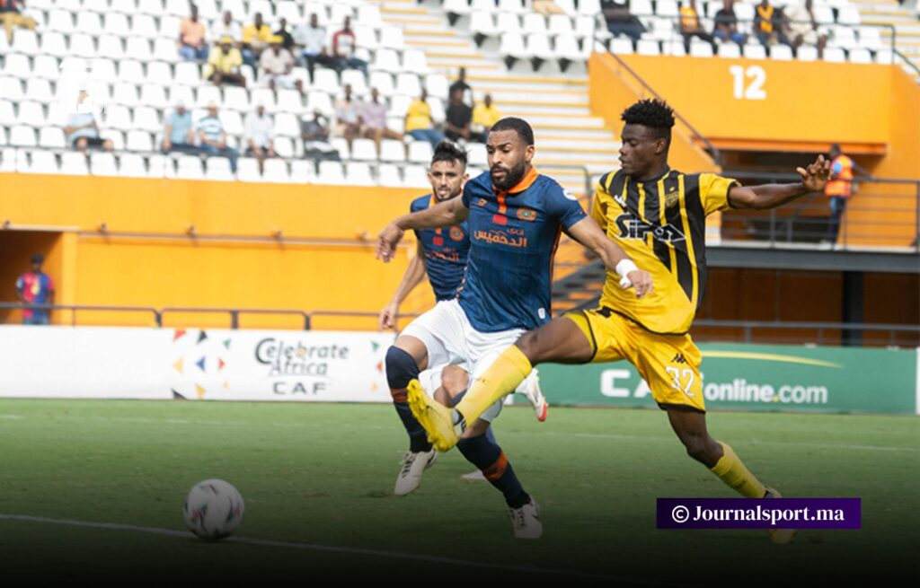 أسيك ميموزا يبدأ تحضيراته لنهضة بركان من ملعب “الأب جيكو”