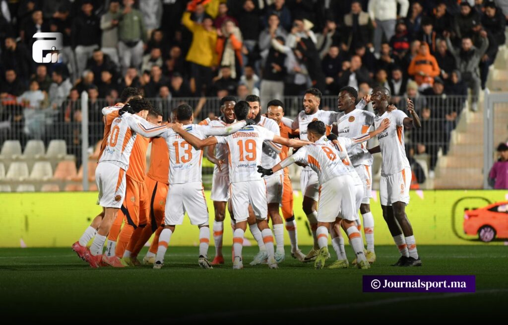 صافرة ليبية لقيادة مباراة نهضة بركان والنادي القسنطيني