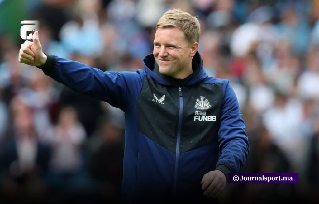 مدرب نيوكاسل هاو يستأنف نشاطه بعد تعافيه من التهاب رئوي