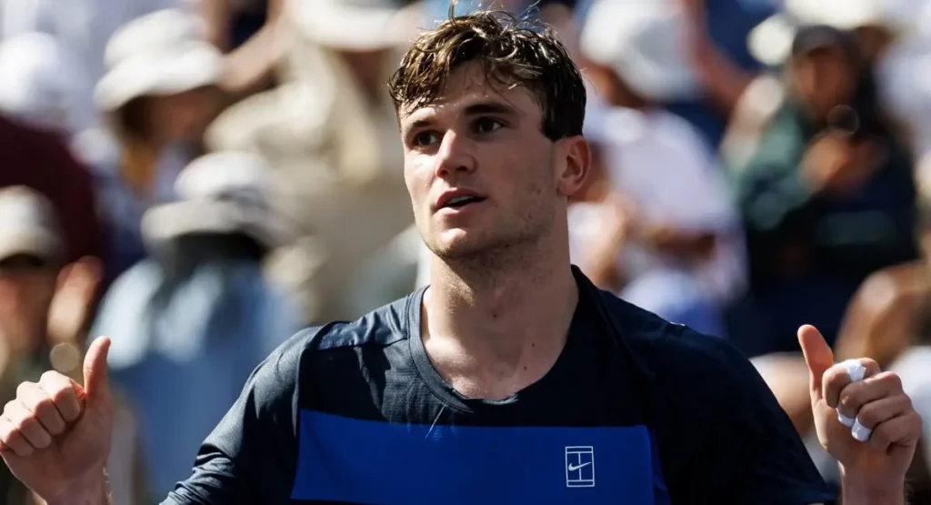 درايبر إلى المركز الخامس وغوف تضغط على شفيونتيك