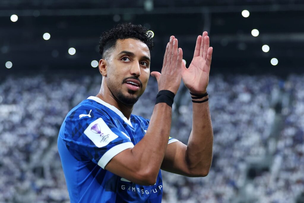 الهلال يمدد عقد قائده الدوسري حتى 2027