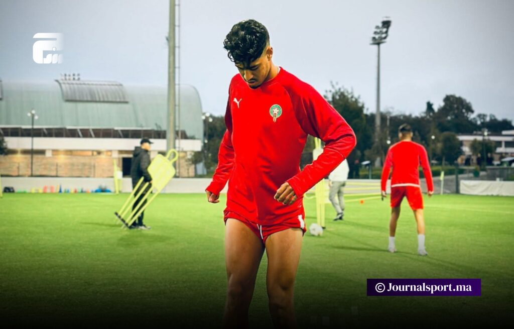 المغرب الفاسي وأولمبيك آسفي يزاحمان الرجاء على صفقة مستغفر