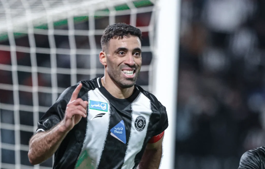 حمد الله: مبروك لمدينتي آسفي بكأس العرش وعقبى لألقاب أكثر