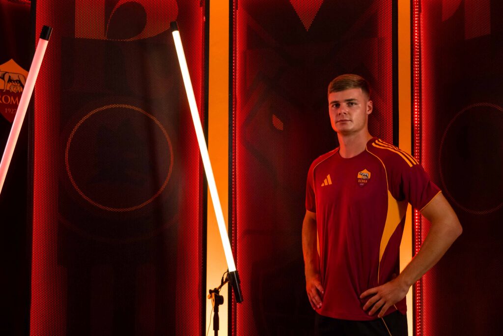 روما يتعاقد مع الأيرلندي إيفان فيرغسون