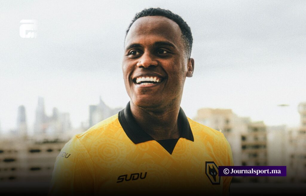 ولفرهامبتون الإنجليزي يتعاقد مع الكولومبي جون أرياس