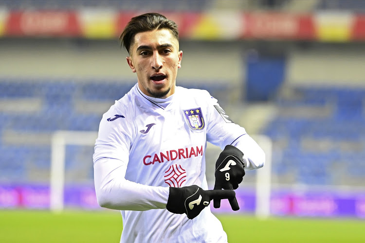 لاعب جديد يغير جنسيته الرياضية للدفاع عن ألوان الأسود