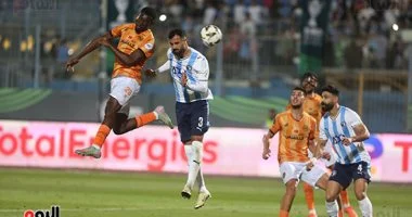 بيراميدز المصري يهزم نهضة بركان ويتوج بكأس السوبر الإفريقي