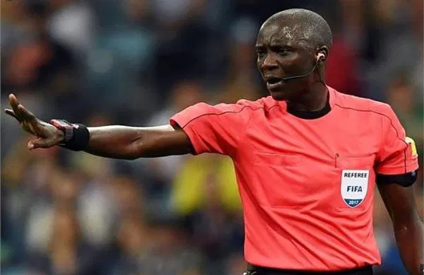 “أبطال إفريقيا”.. تحكيم كونغولي لمباراة الجيش الملكي وحوريا الغيني