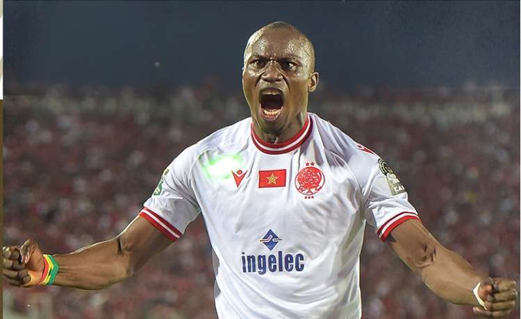 صامبو ينعش مالية الوداد بـ250 مليونا