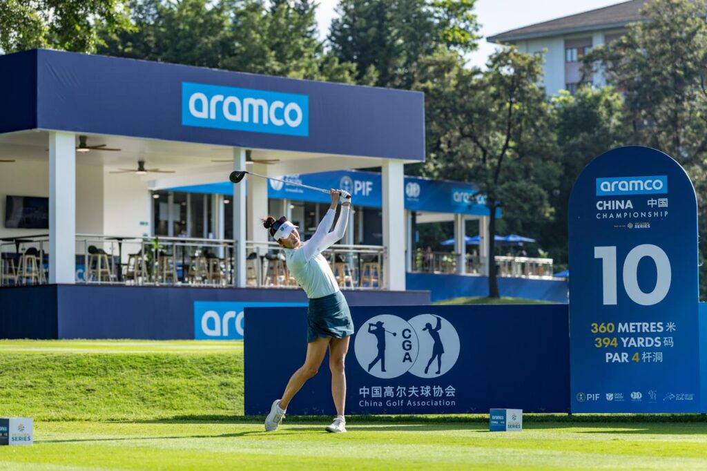 لي تقود نجمات الجولف في ختام موسم السلسلة العالمية “أرامكو” بشينزن
