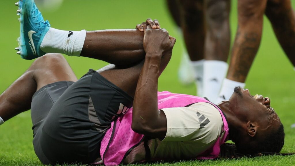 غياب كامافينغا وكونديه عن تمارين فرنسا