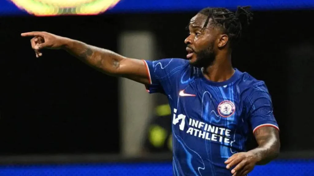 تشيلسي يعلن انتهاء عقد لاعبه رحيم ستيرلينغ