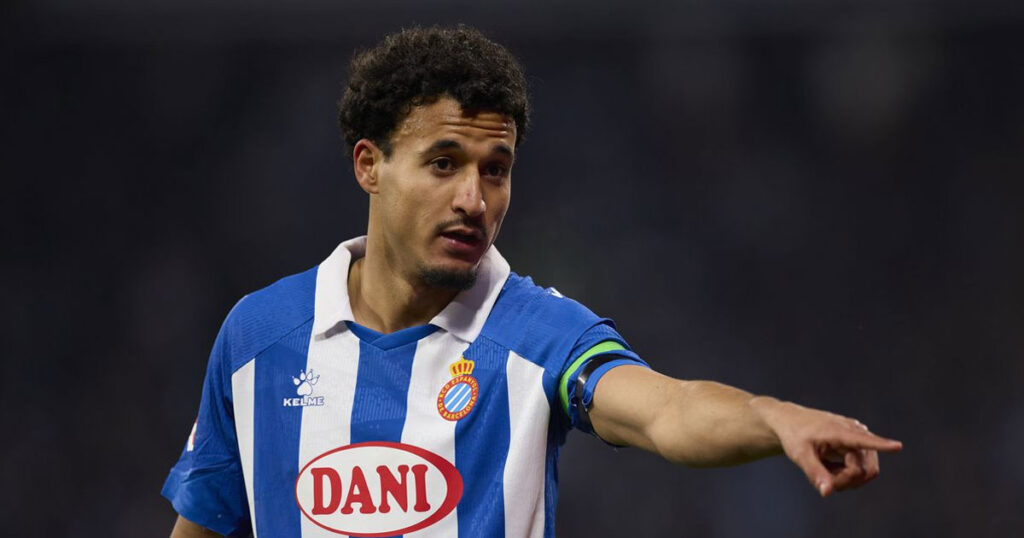 العنصرية ما تزال ترخي بظلالها على كرة القدم الأوروبية