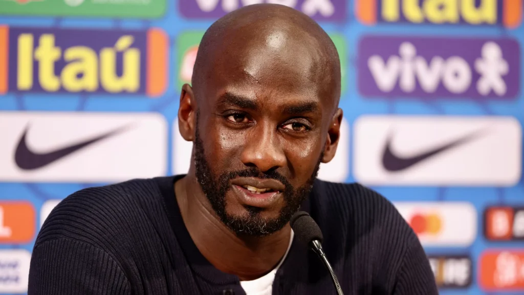 الاتحاد الغاني يقيل المدرب أوتو أدو قبل أسابيع من المونديال