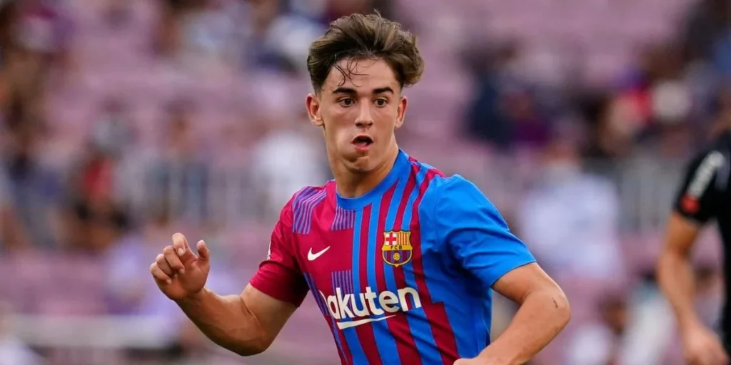 غافي يعود إلى برشلونة بعد غياب أكثر من ستة أشهر